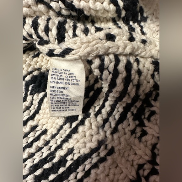American eagle outfitters knit sweater navy cream size small petite - Picture 8 of 8